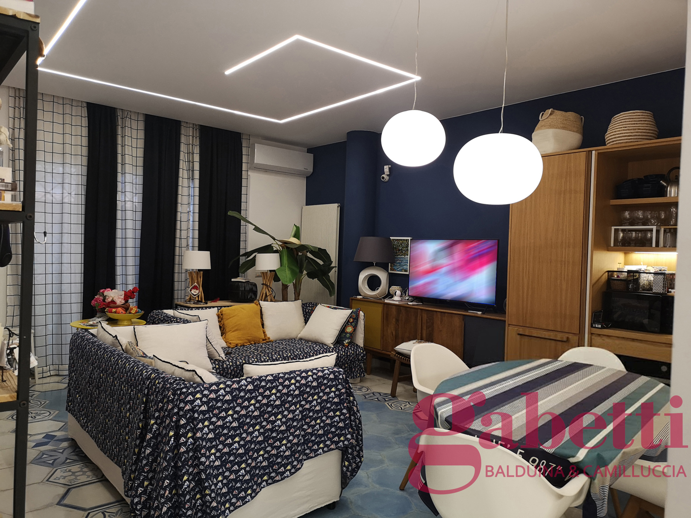 Appartamento ristrutturato a Giardini-Naxos