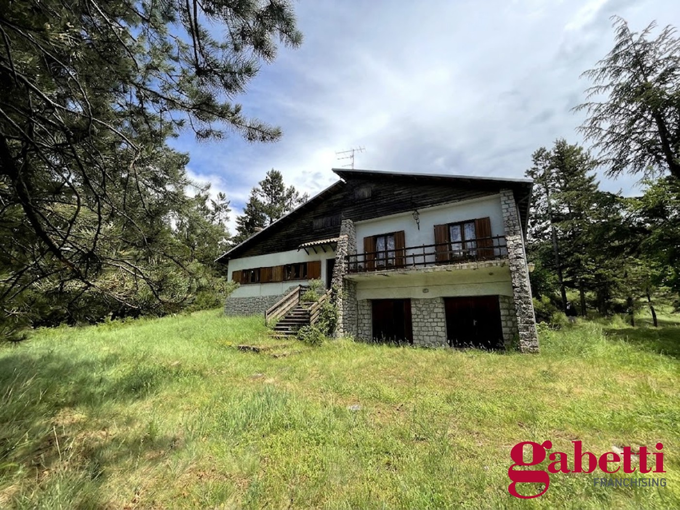 Villa in vendita a Rocca di Mezzo