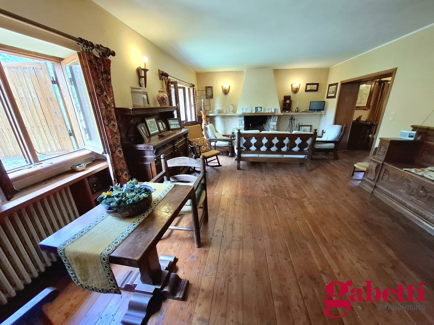 Villa in vendita a Rocca di Mezzo