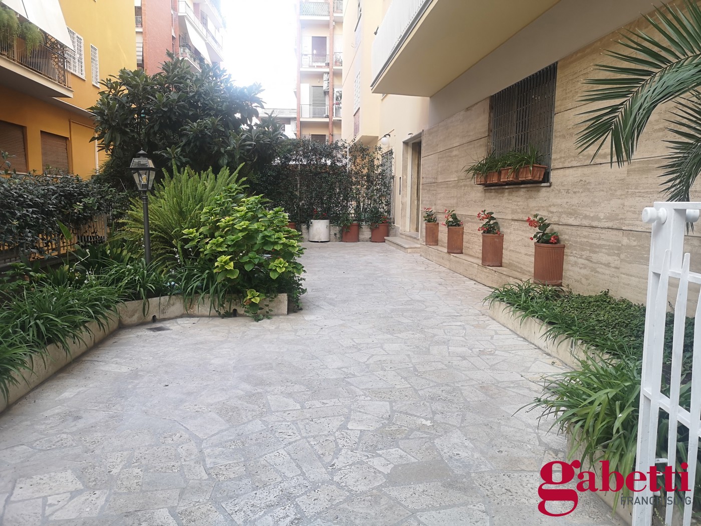 Trilocale in affitto a Roma