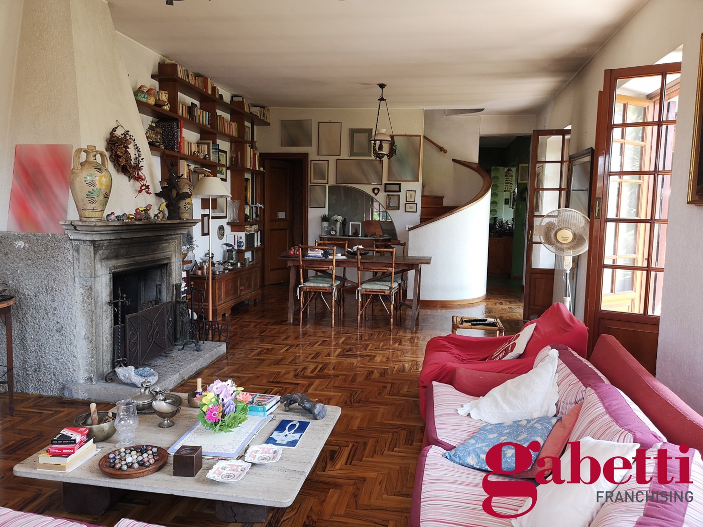 Villa Bifamiliare con giardino a Formello