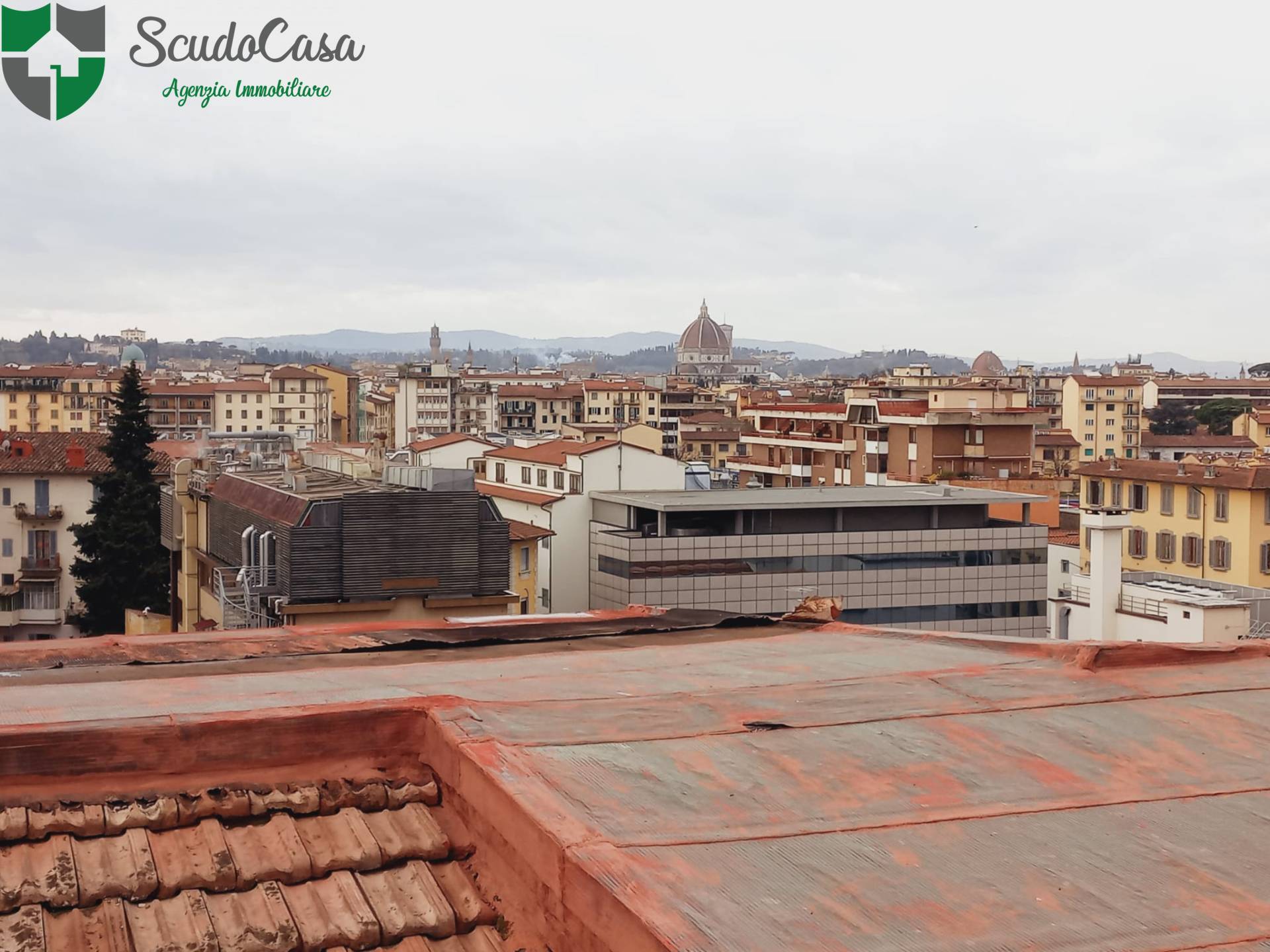 Appartamento con terrazzo, Firenze campo di marte