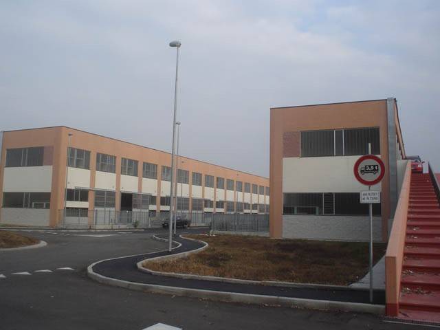 Capannone in vendita a Pieve Emanuele