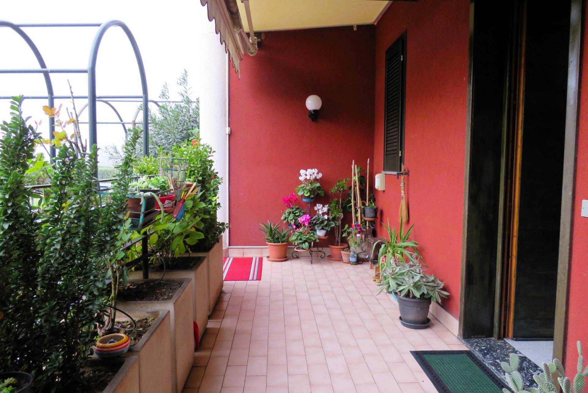 Villette a schiera in vendita a Opera