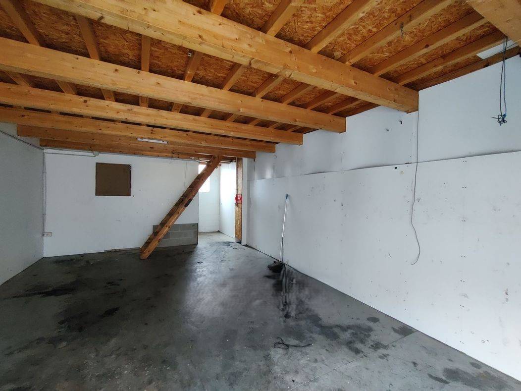 Capannone in vendita a Pieve Emanuele