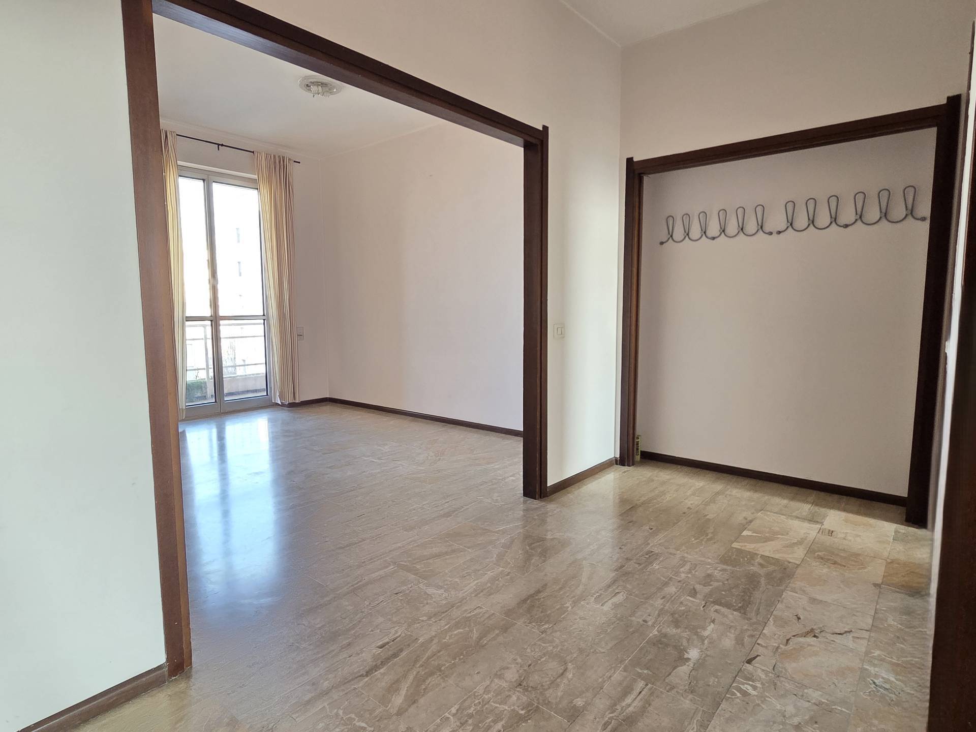 Appartamento in vendita a Opera, Noverasco