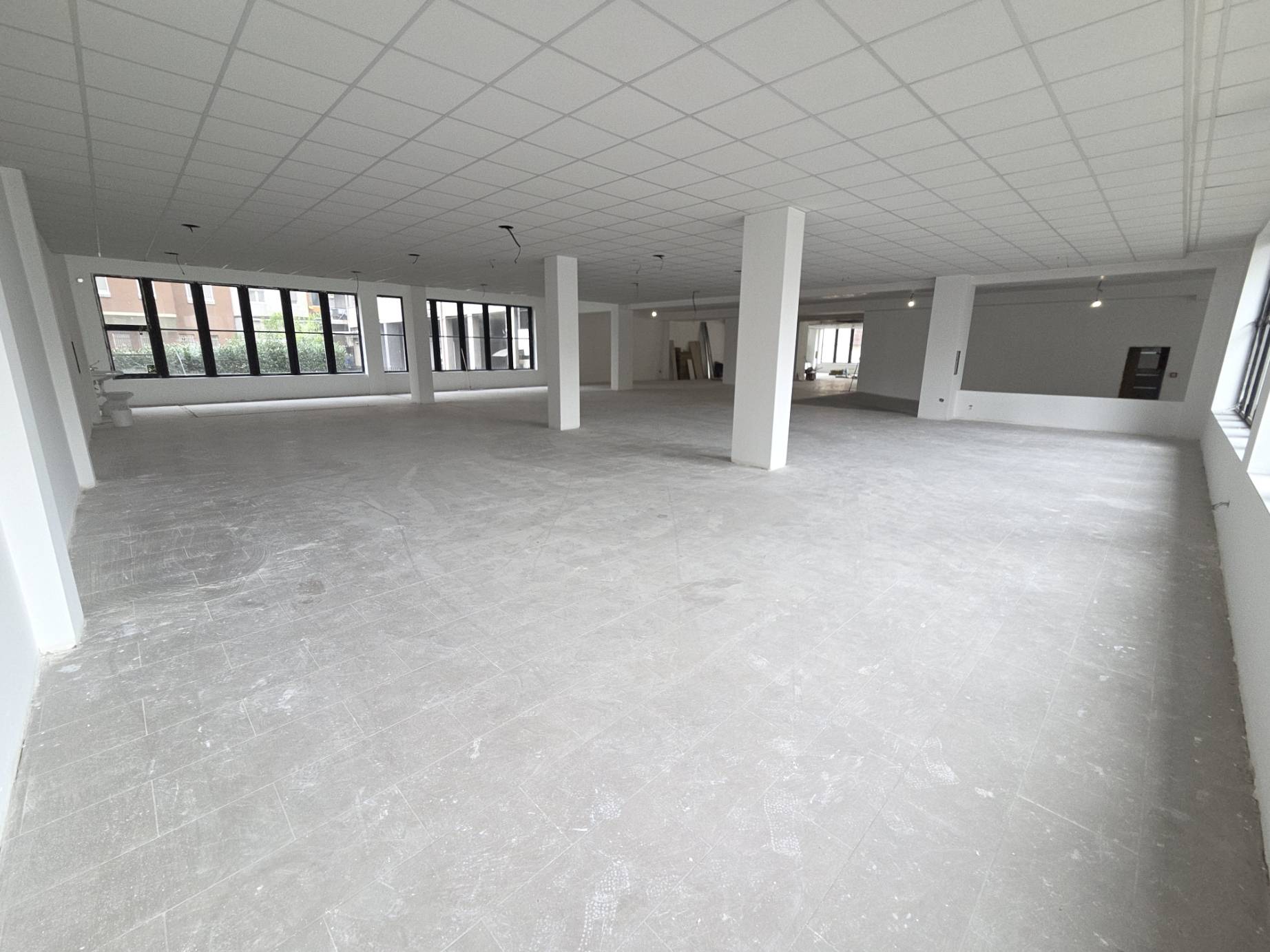 Locale commerciale in affitto a San Giuliano Milanese, San Giuliano