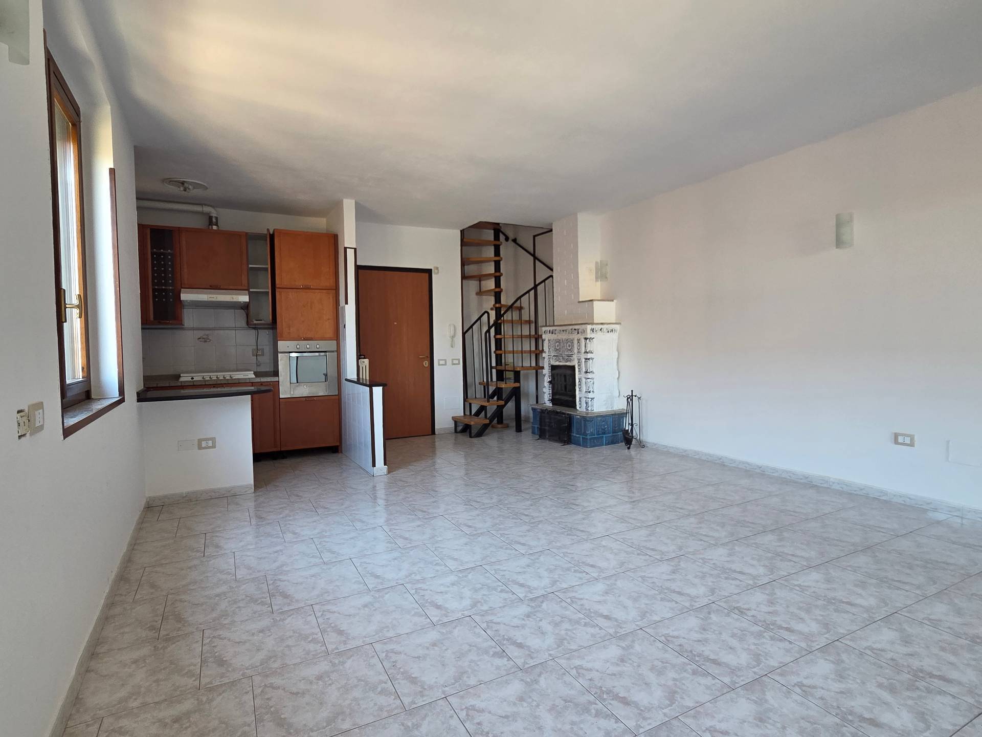 Appartamento in vendita a Torrevecchia Pia