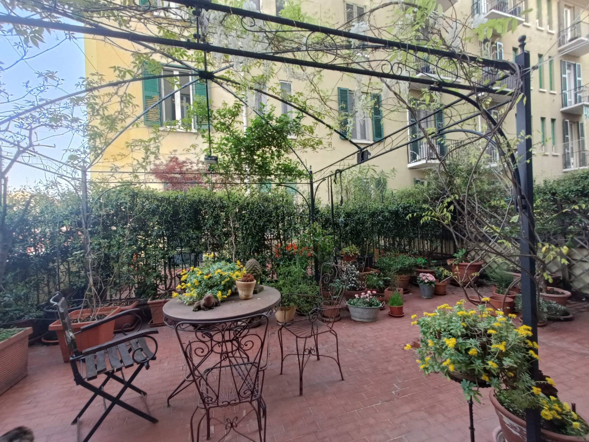Appartamento in affitto a Milano, P.ta Genova