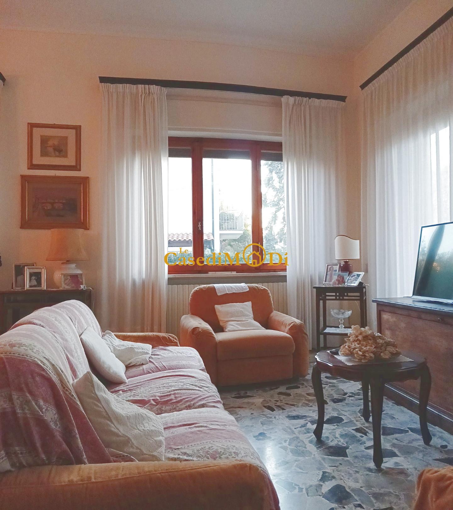 Villa con giardino, Pisa ingegneria