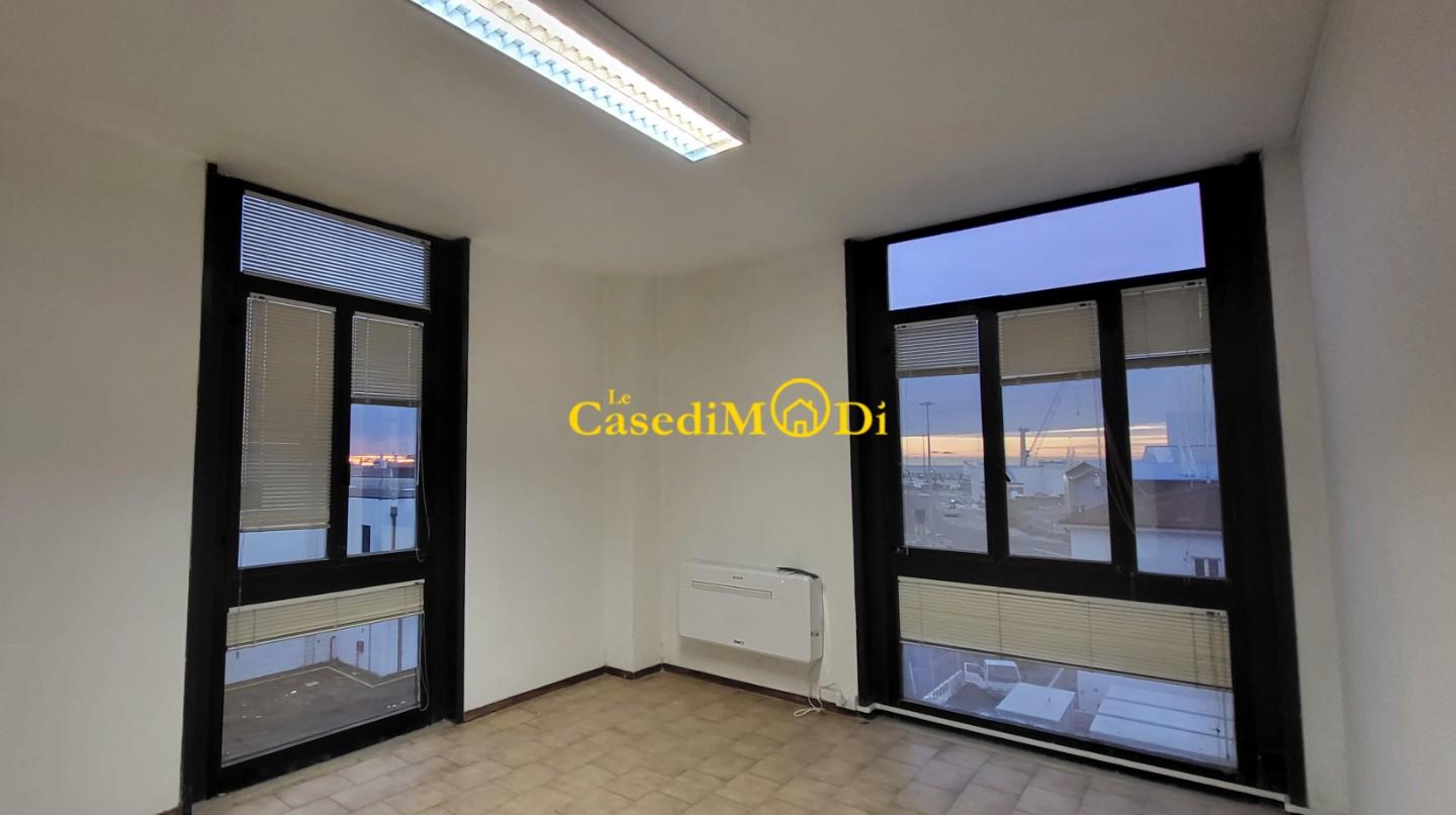 Ufficio in affitto, Livorno s. marco