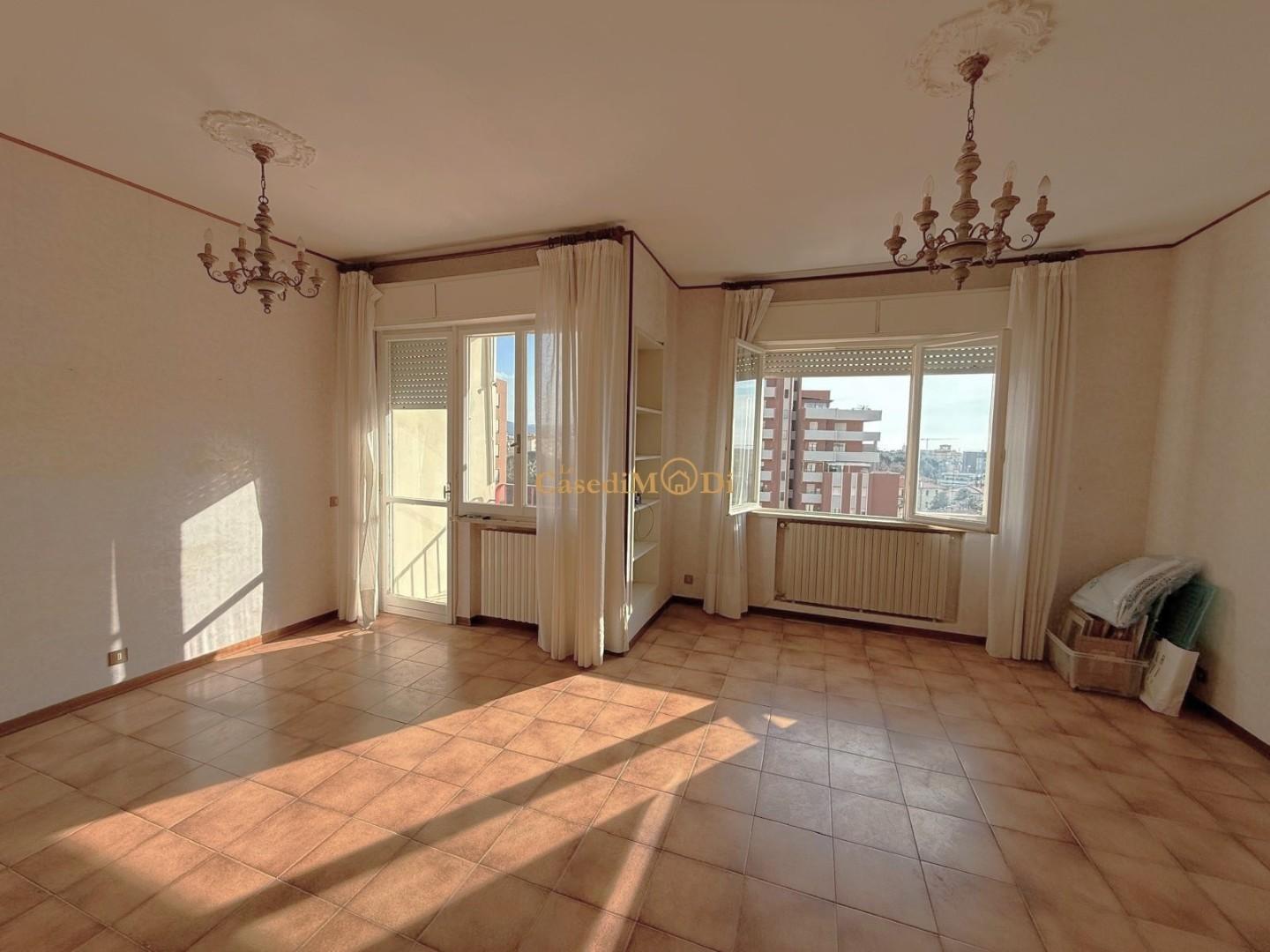 Appartamento da ristrutturare, Livorno porta a mare