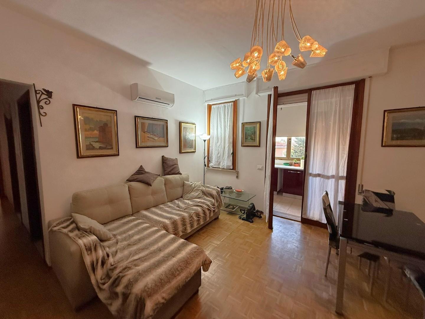 Trilocale in vendita, Livorno montebello