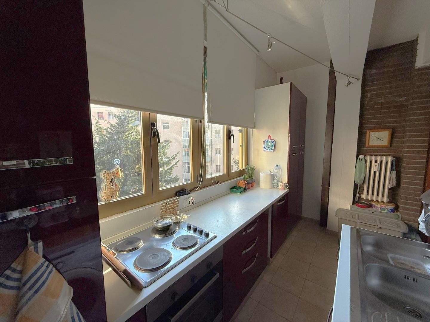 Trilocale in vendita, Livorno montebello