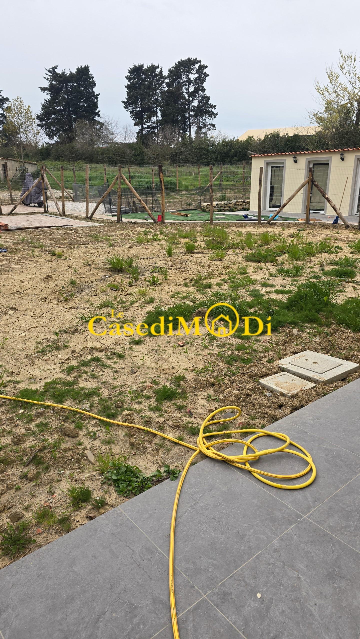 Quadrilocale con giardino, Livorno porta a terra