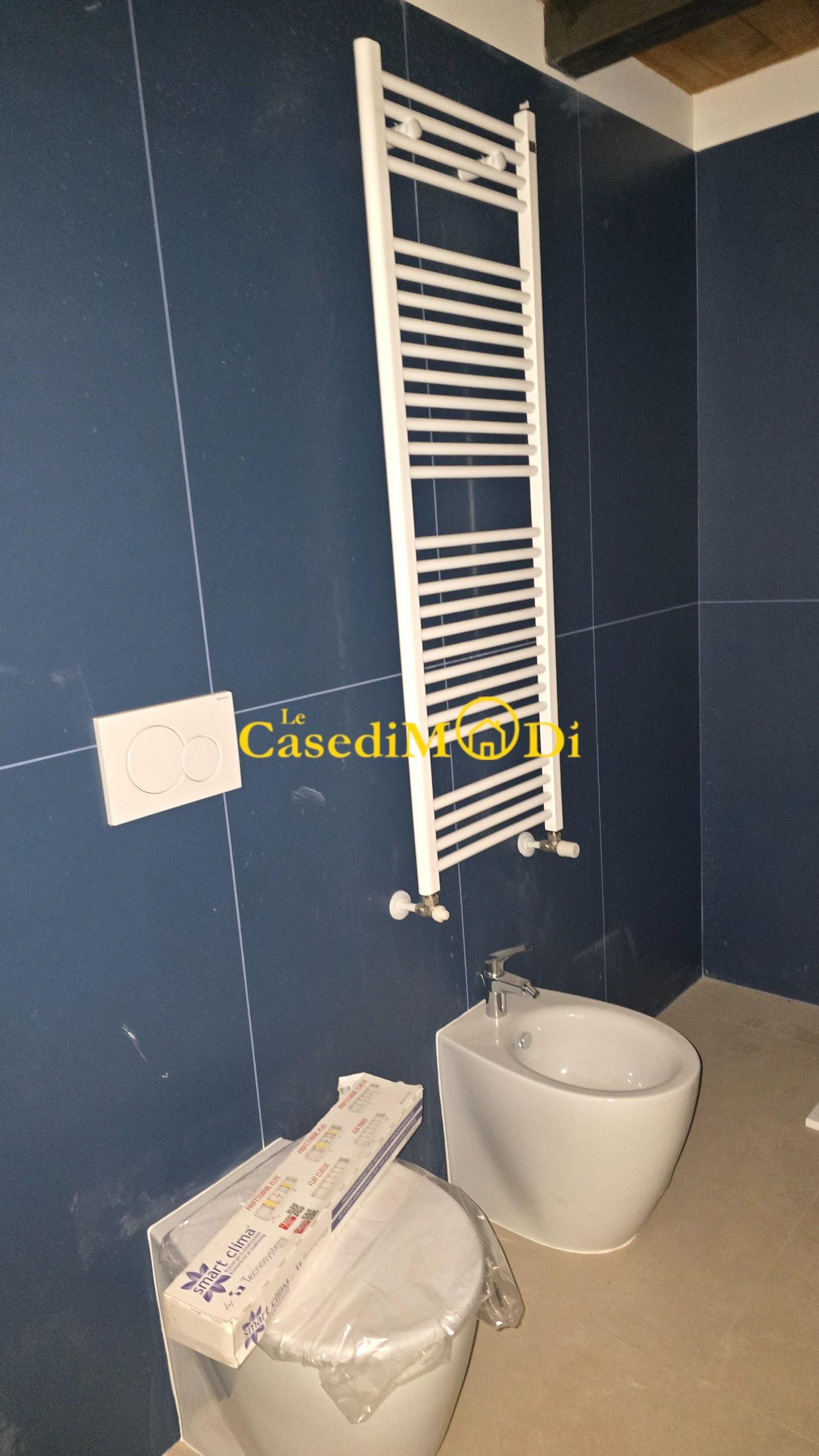 Trilocale con giardino, Livorno porta a terra