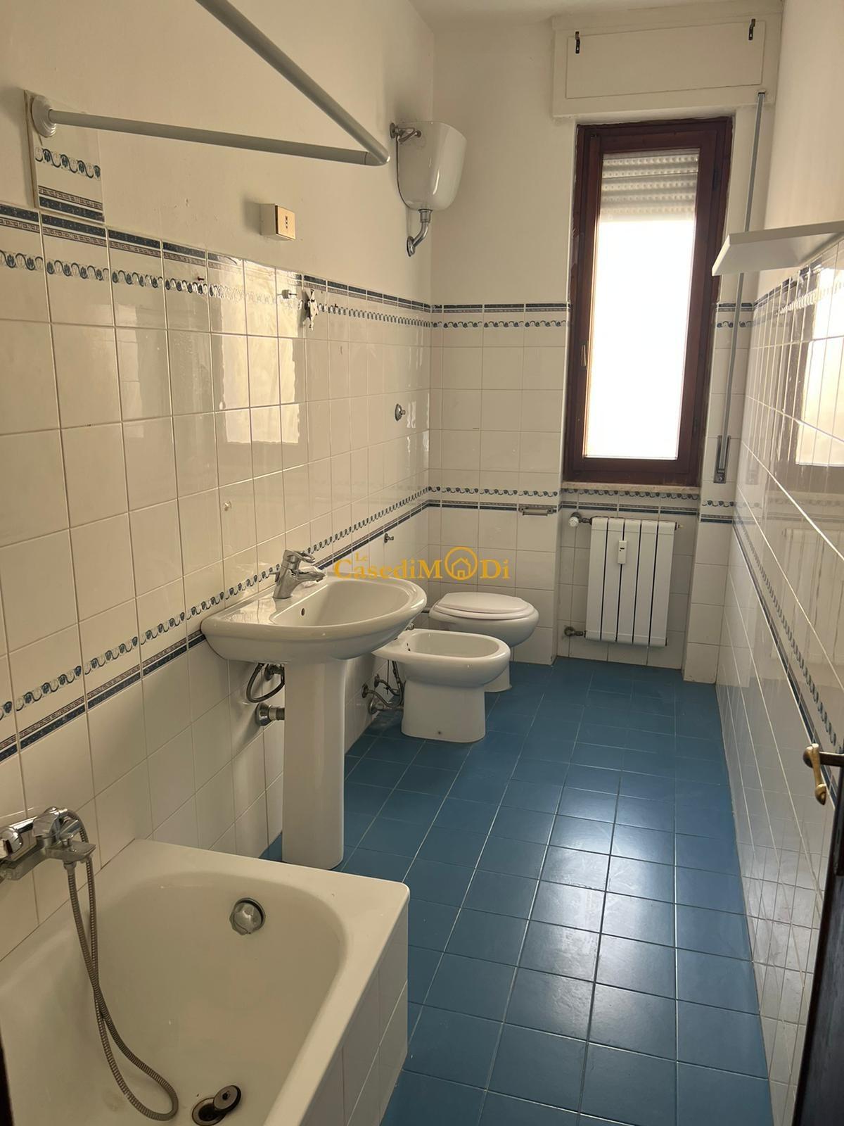 Appartamento con terrazzo, Livorno zona mercato
