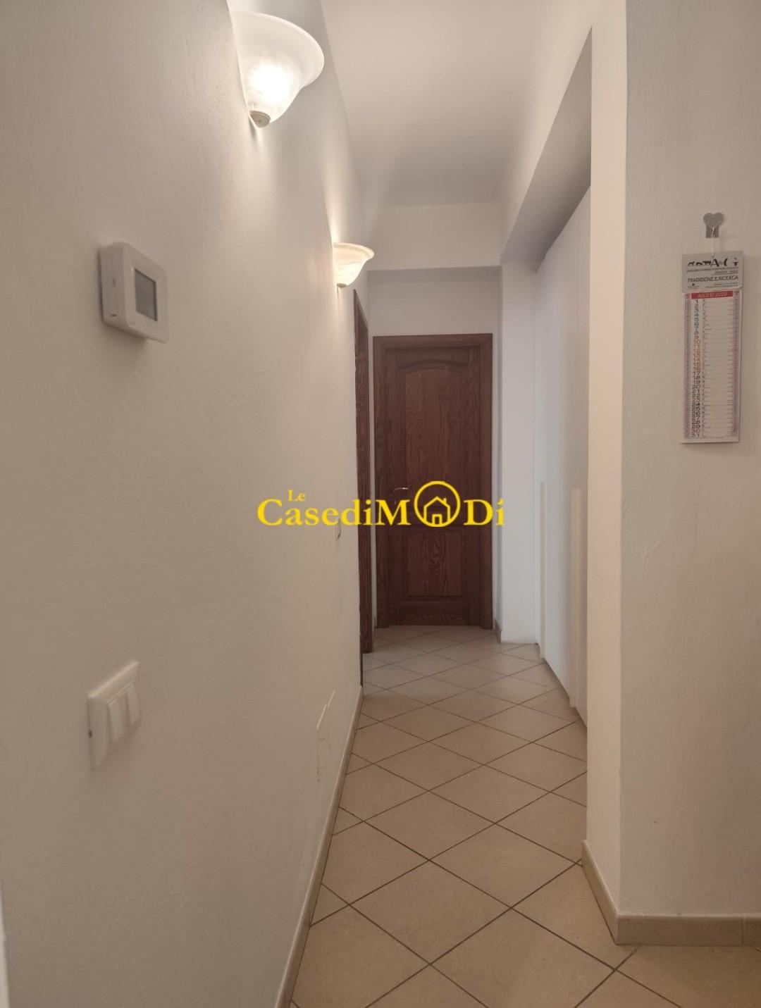 Bilocale arredato in affitto, Livorno centro