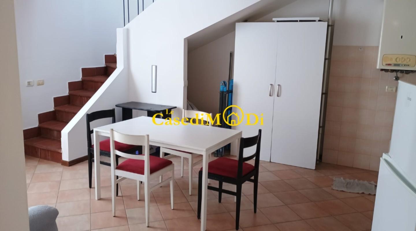 Bilocale arredato in affitto, Livorno s. marco