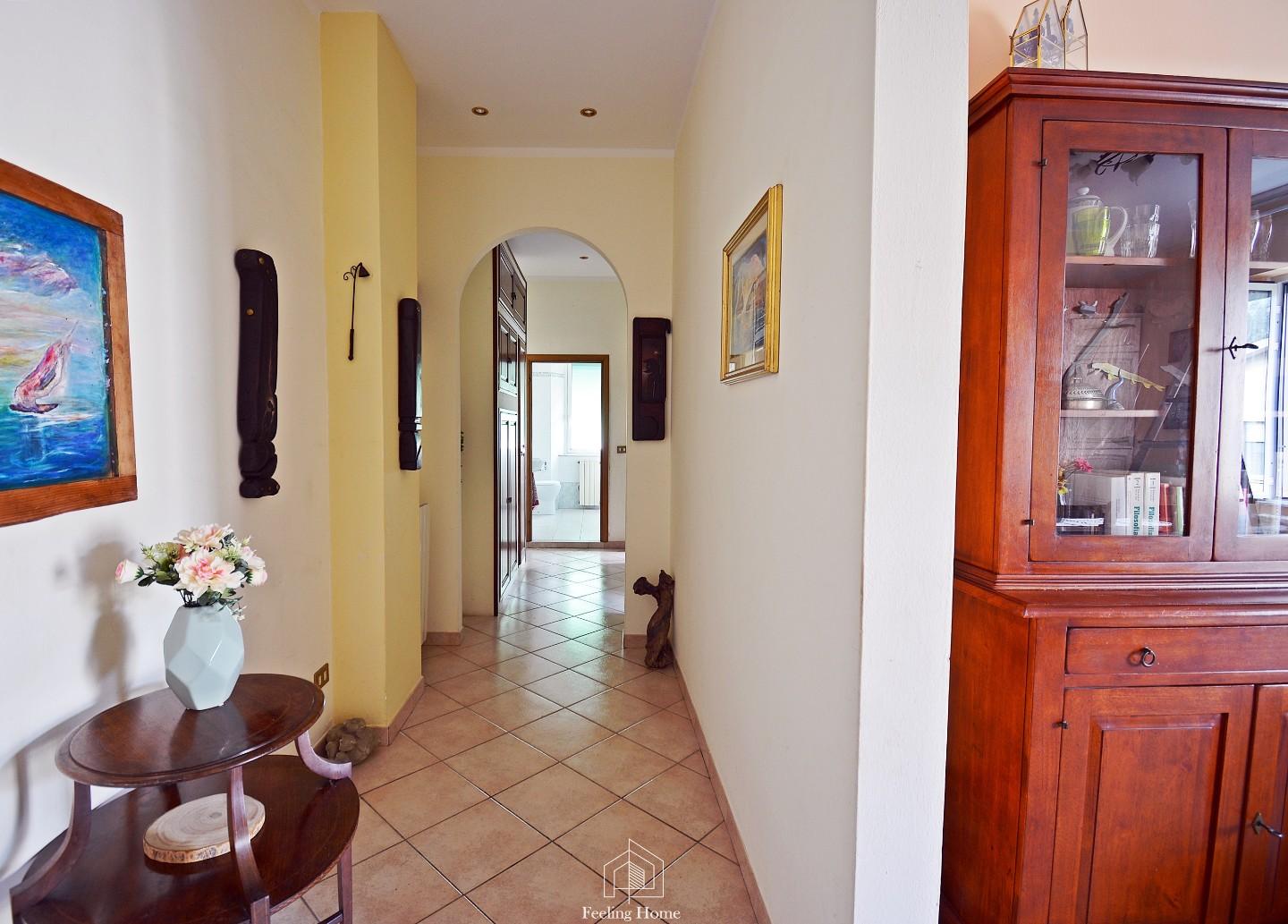 Trilocale in vendita, Campiglia Marittima venturina