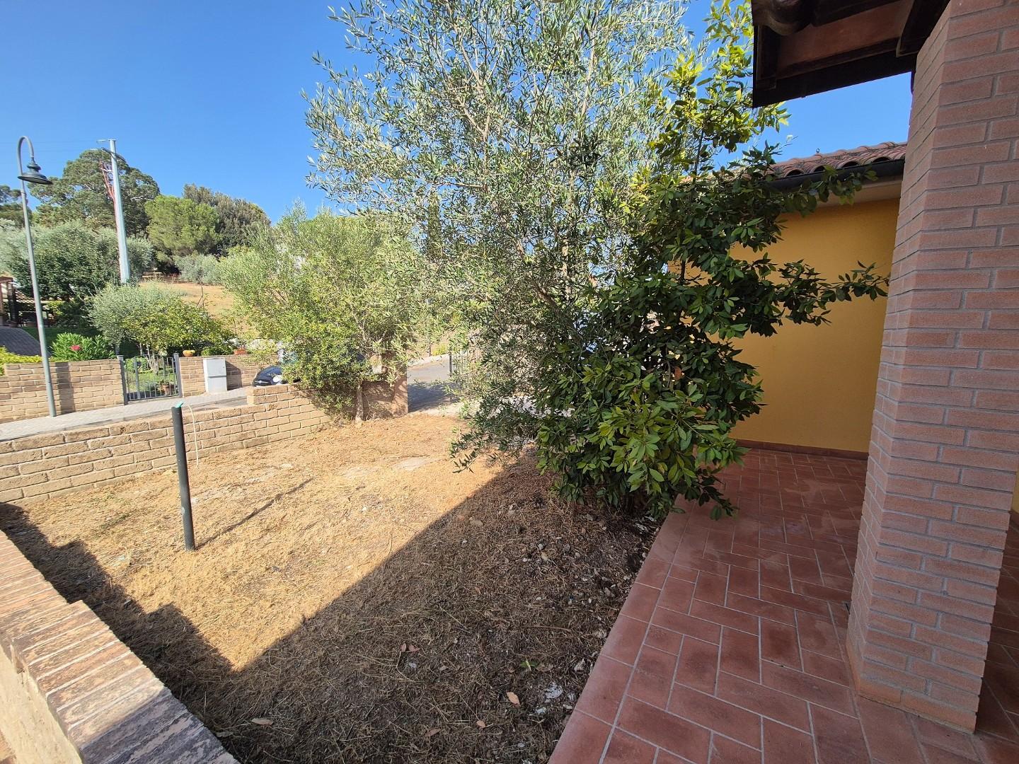 Villa con giardino a Suvereto