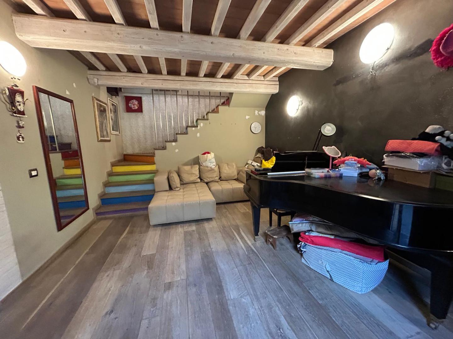 Rustico con giardino, Vinci sant'ansano