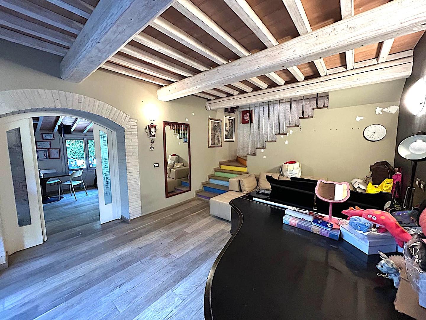 Rustico con giardino, Vinci sant'ansano