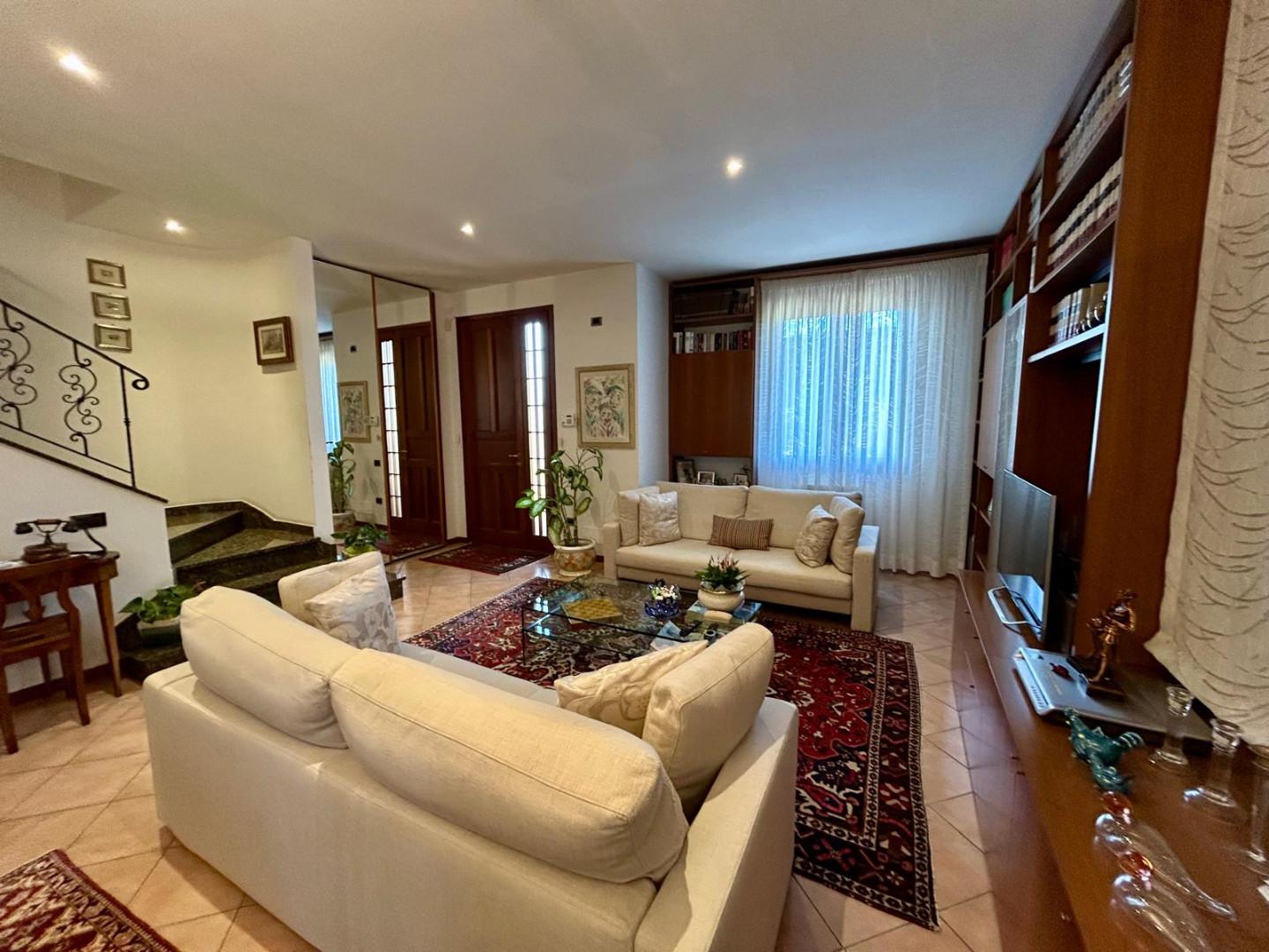 Villa con giardino, Empoli martignana