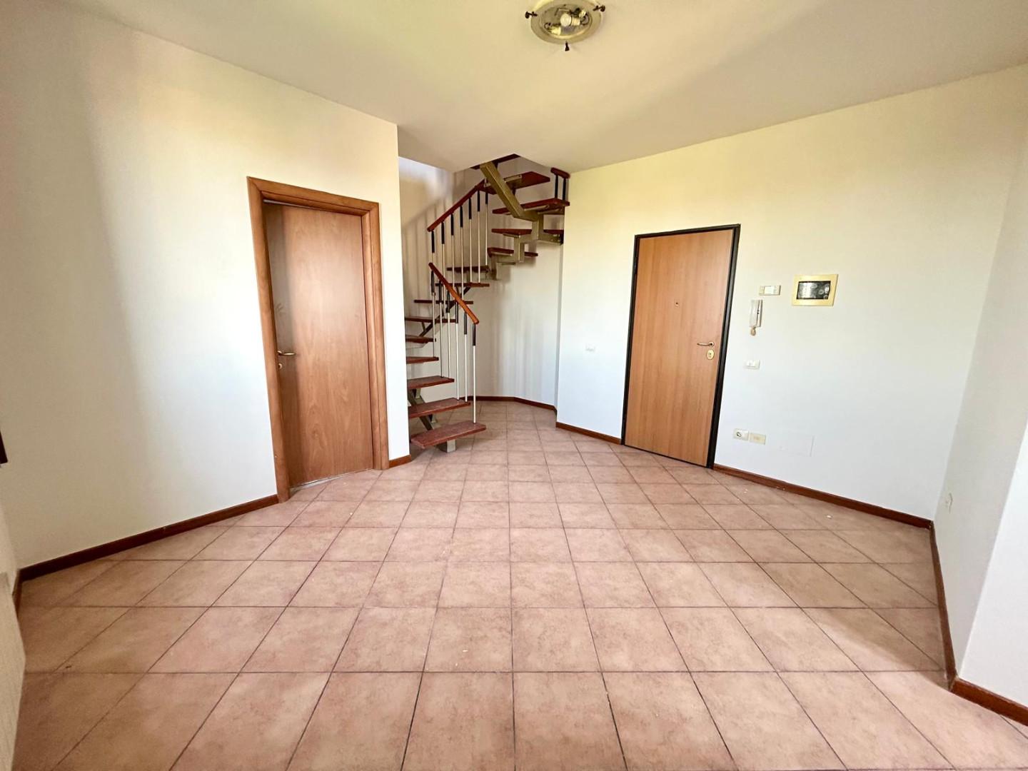 Bilocale con terrazzo a Santa Croce sull'Arno