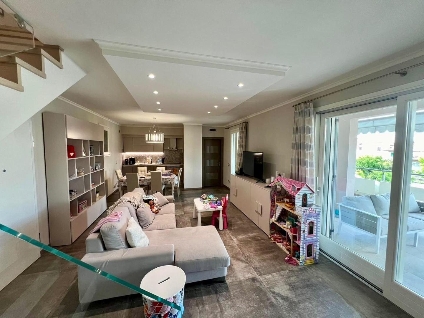 Attico con terrazzi a Empoli