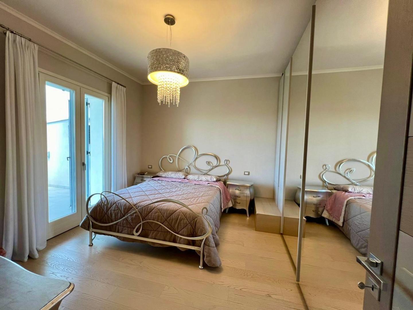 Attico con terrazzi a Empoli