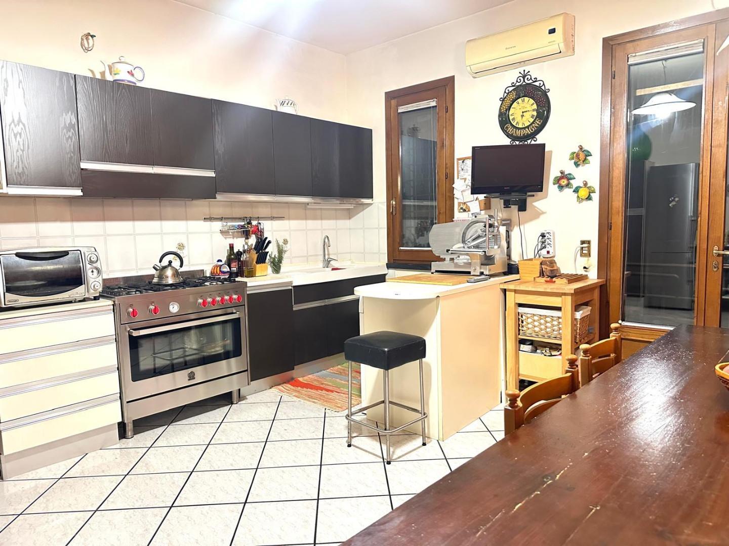 Villa con giardino, Empoli marcignana