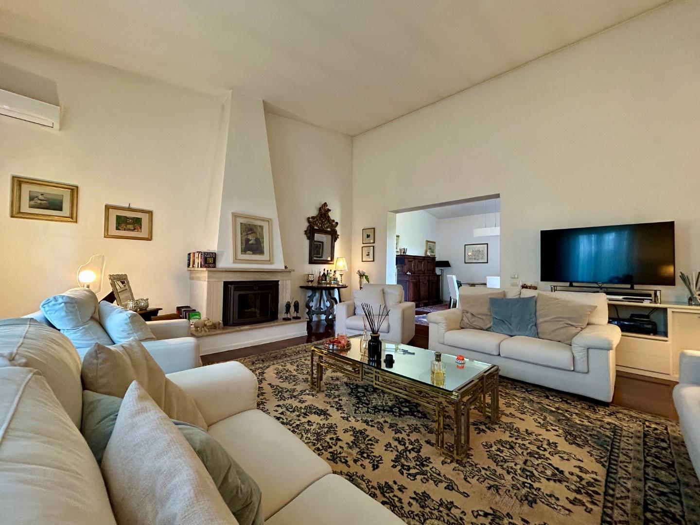 Villa con giardino, Montelupo Fiorentino pulica