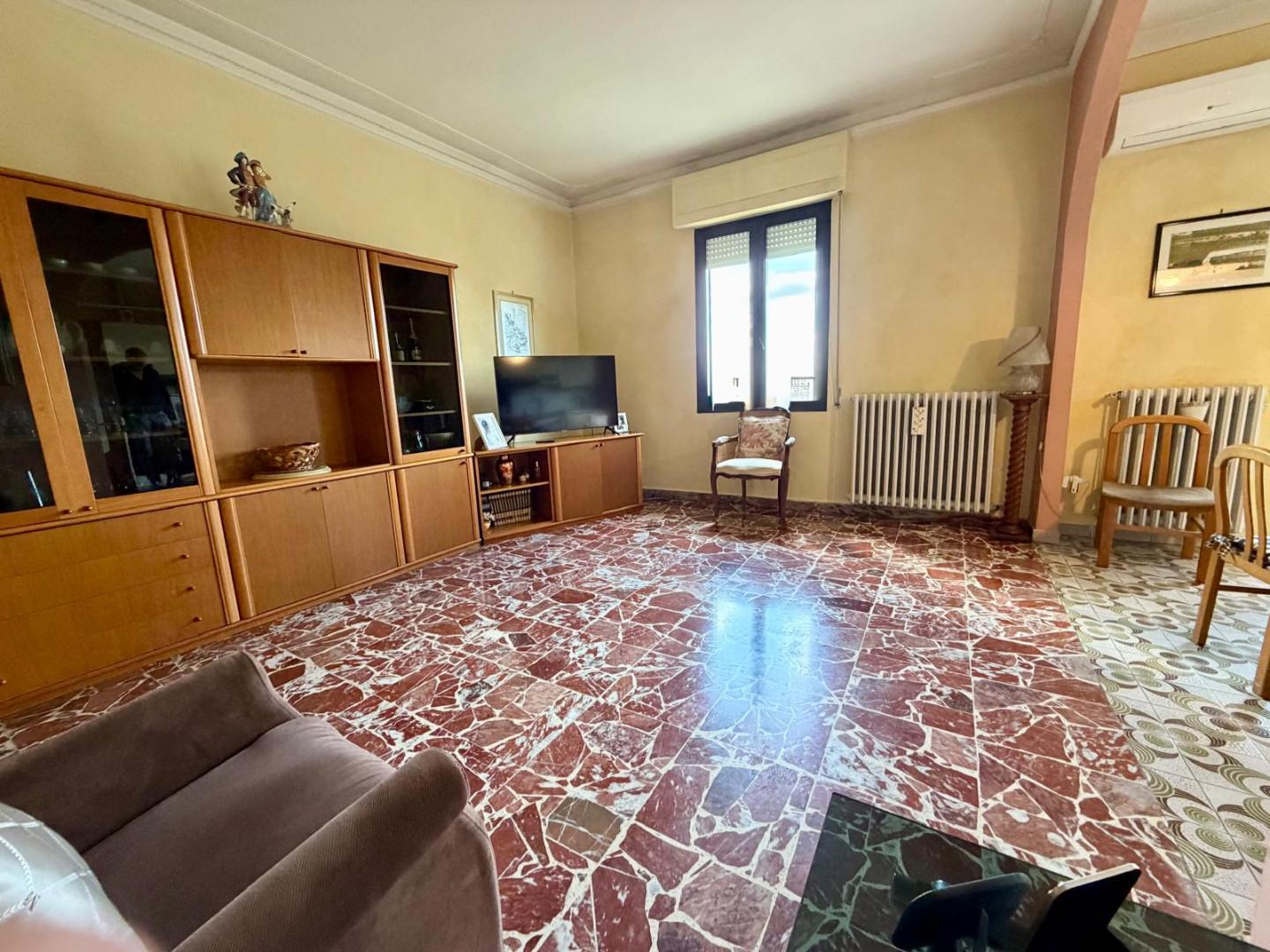 Casa indipendente con giardino, Empoli pagnana