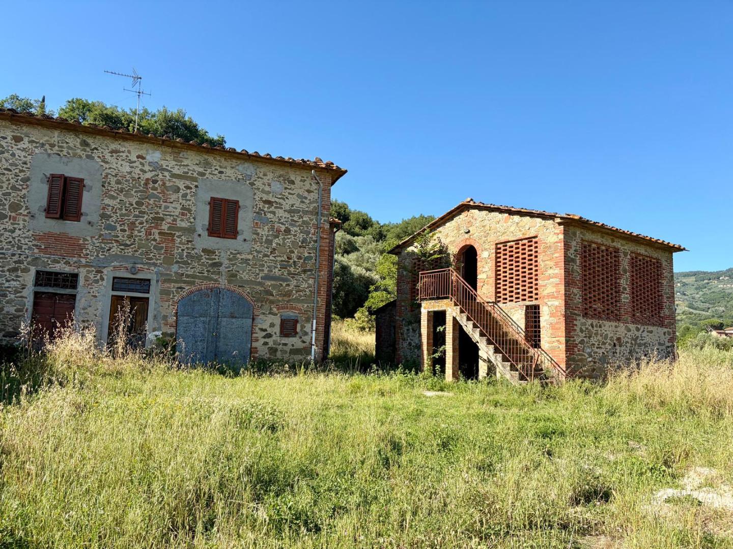 Rustico con giardino a Vinci