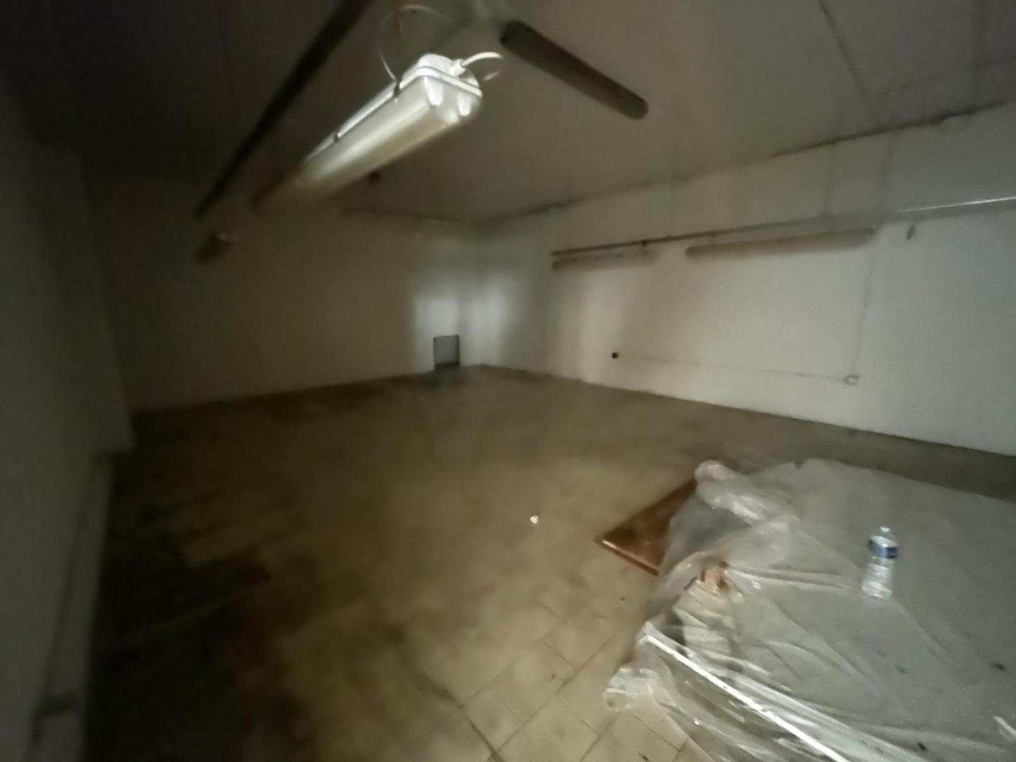 Laboratorio in affitto, Capraia e Limite limite