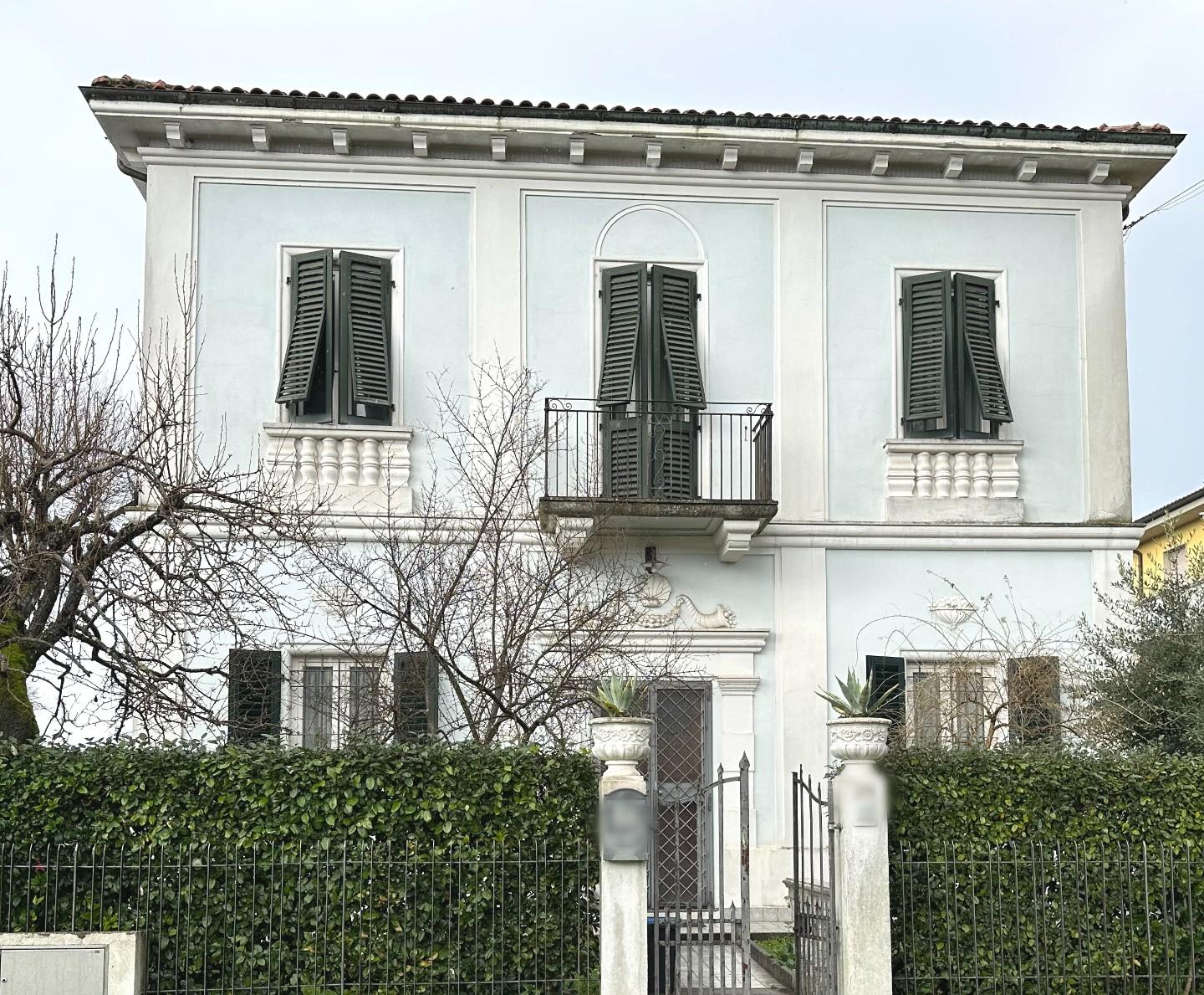 Villa con giardino a Altopascio