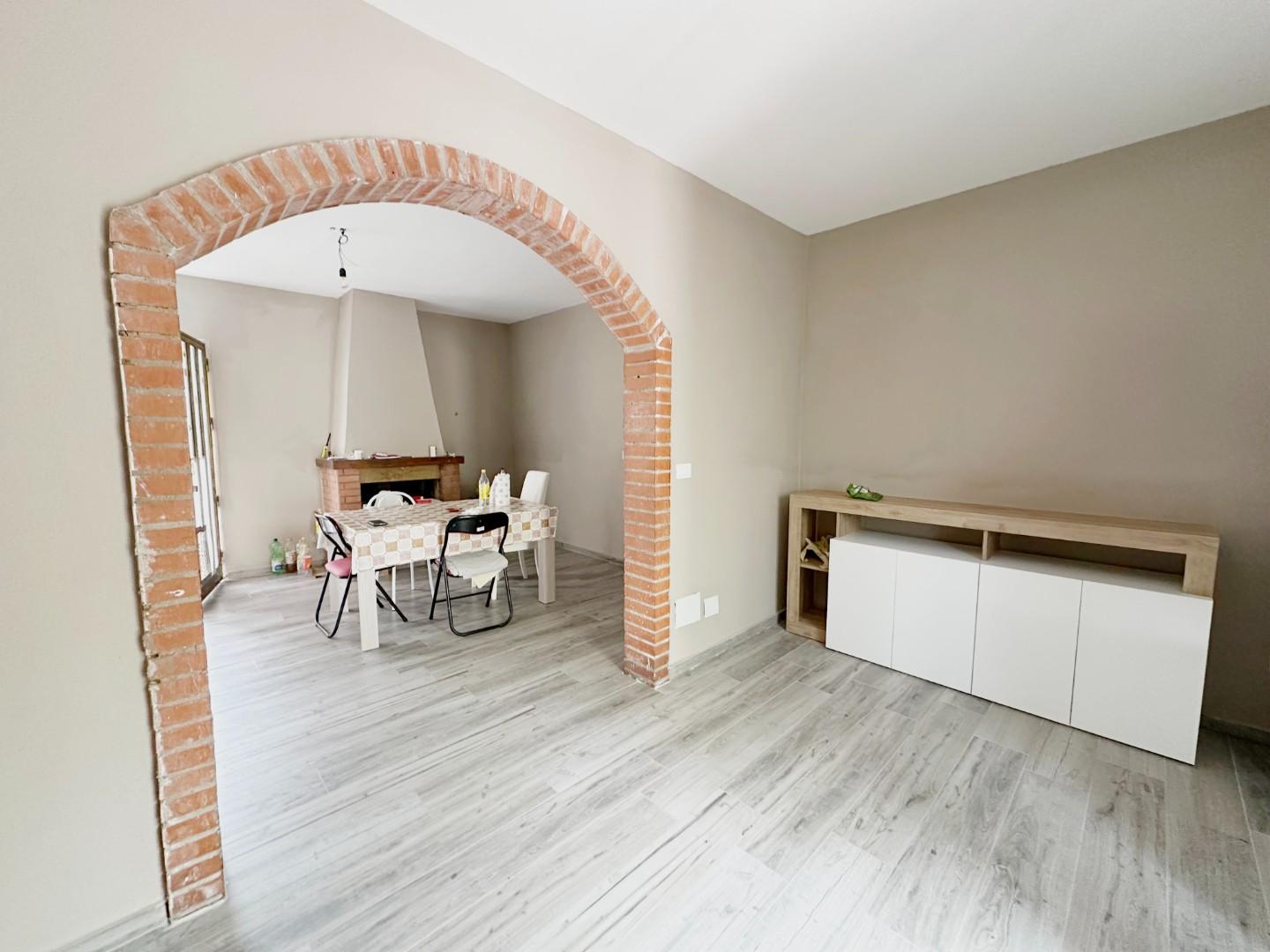 Casa indipendente con giardino, Altopascio chimenti