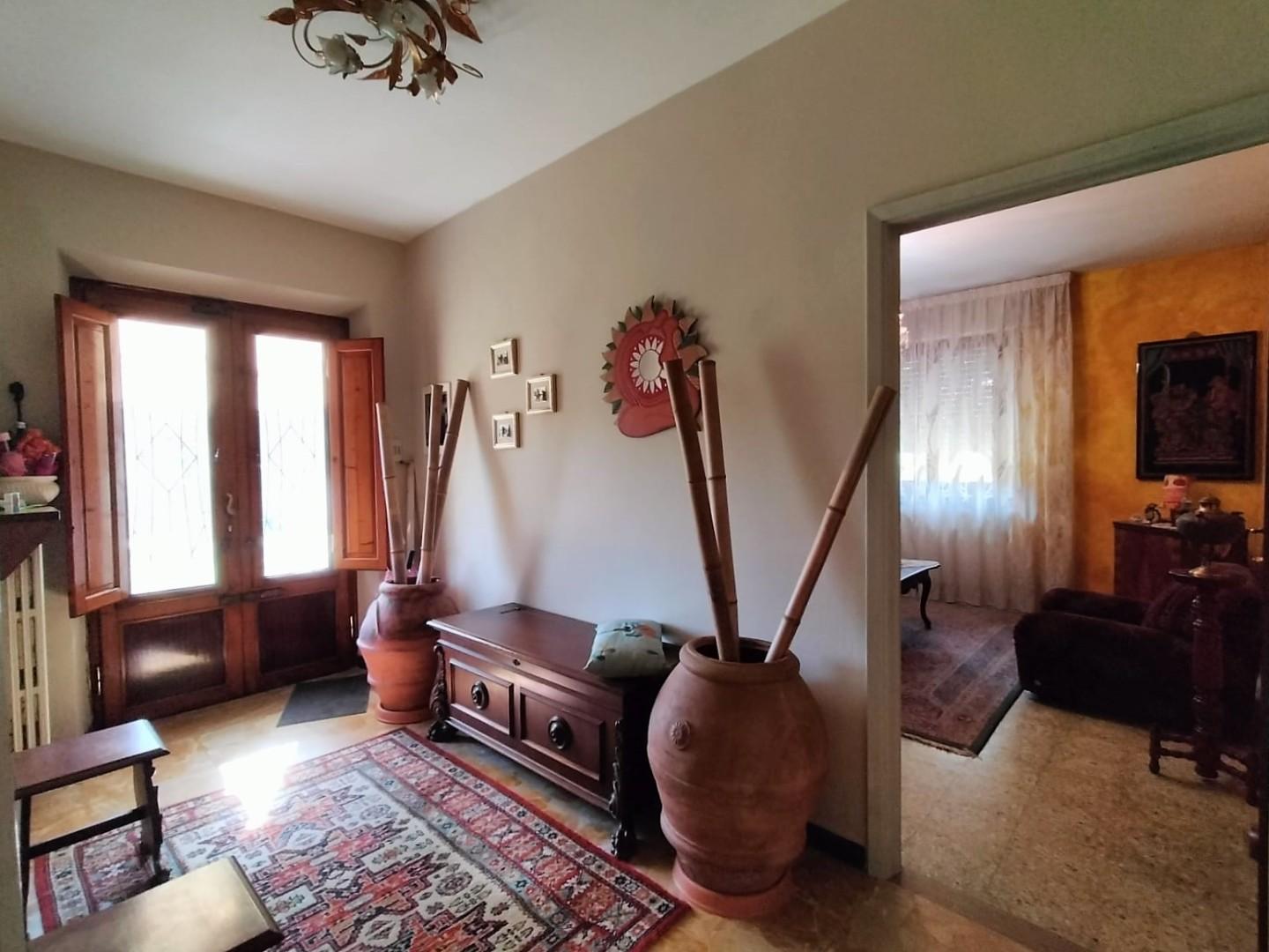 Casa indipendente con giardino, Lucca nozzano