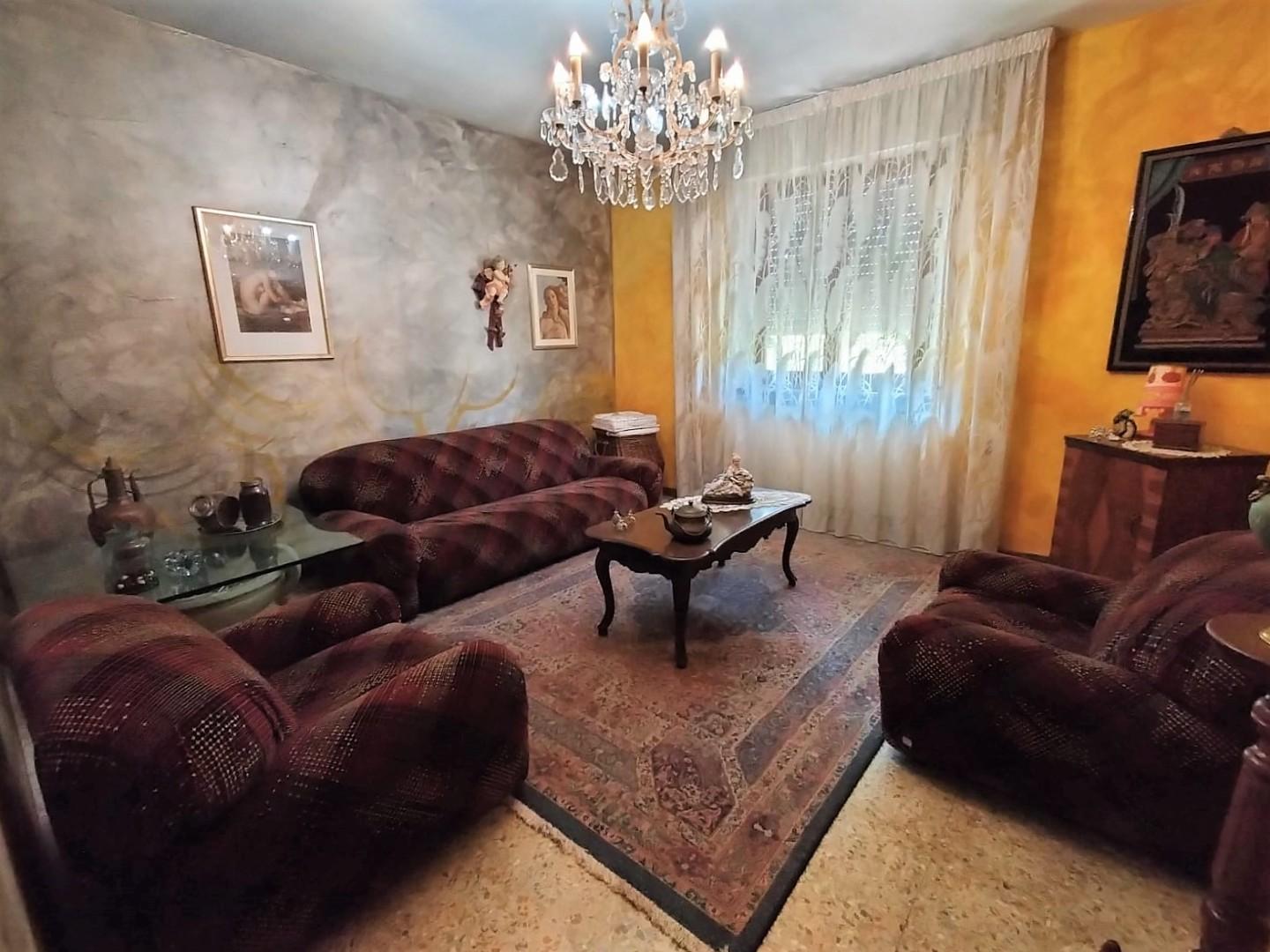 Casa indipendente con giardino, Lucca nozzano