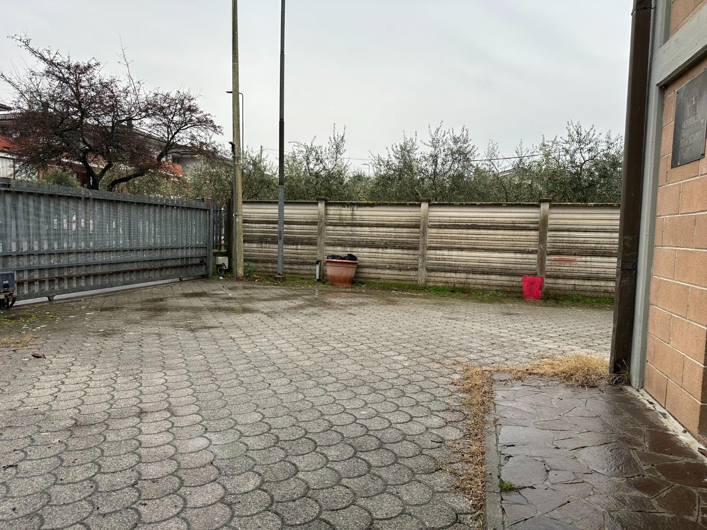 Capannone in vendita a Altopascio