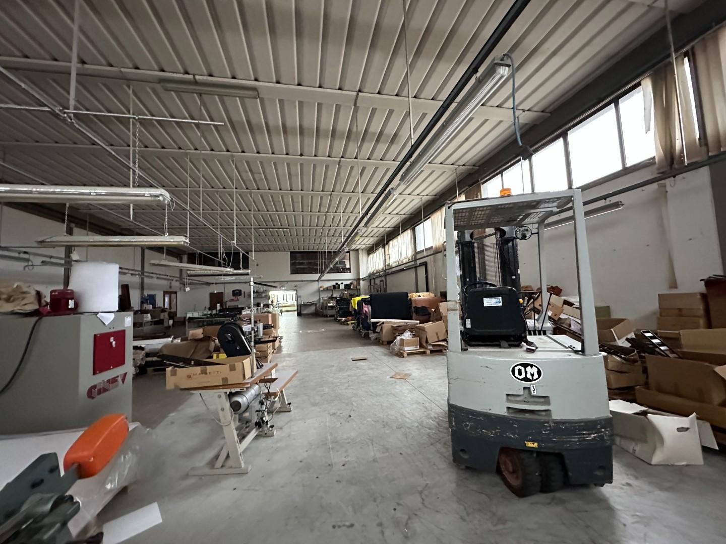 Capannone in vendita a Altopascio