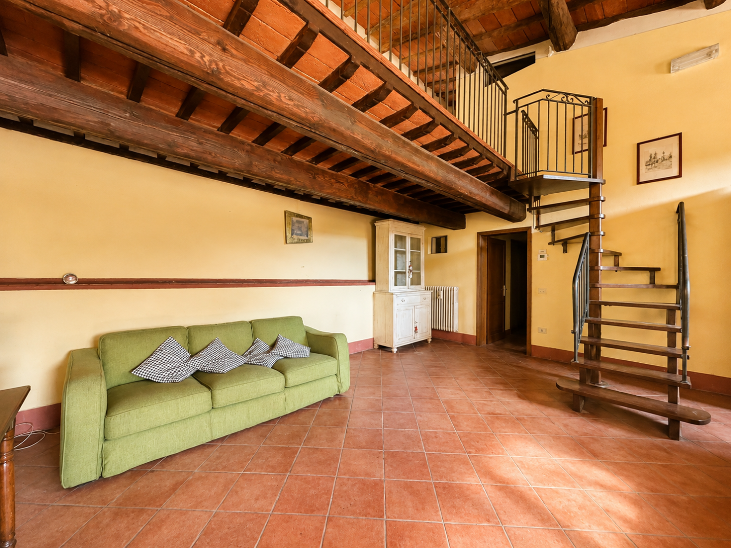 Casa indipendente con giardino, Capannori gragnano