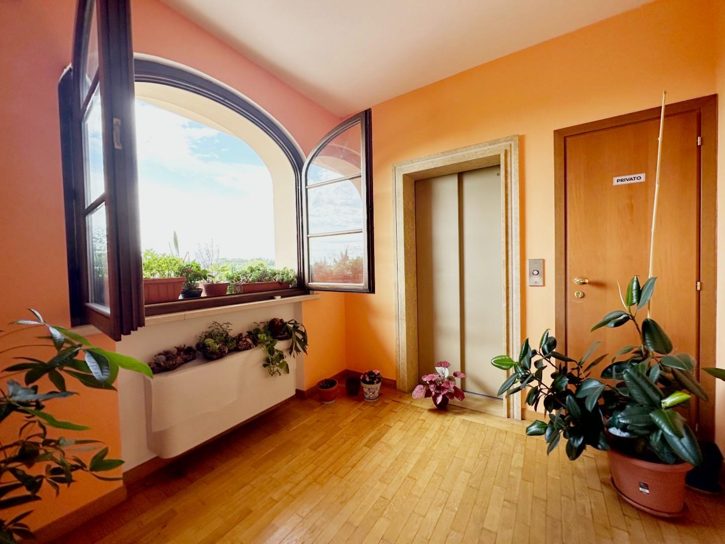 Stabile/Palazzo in vendita a Altopascio