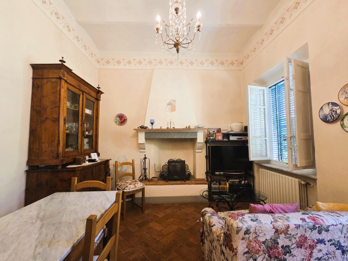 Villa con giardino a Capannori