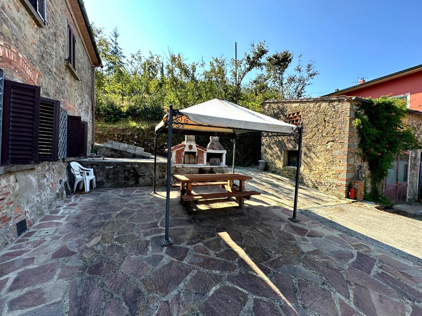 Rustico in vendita a Larciano