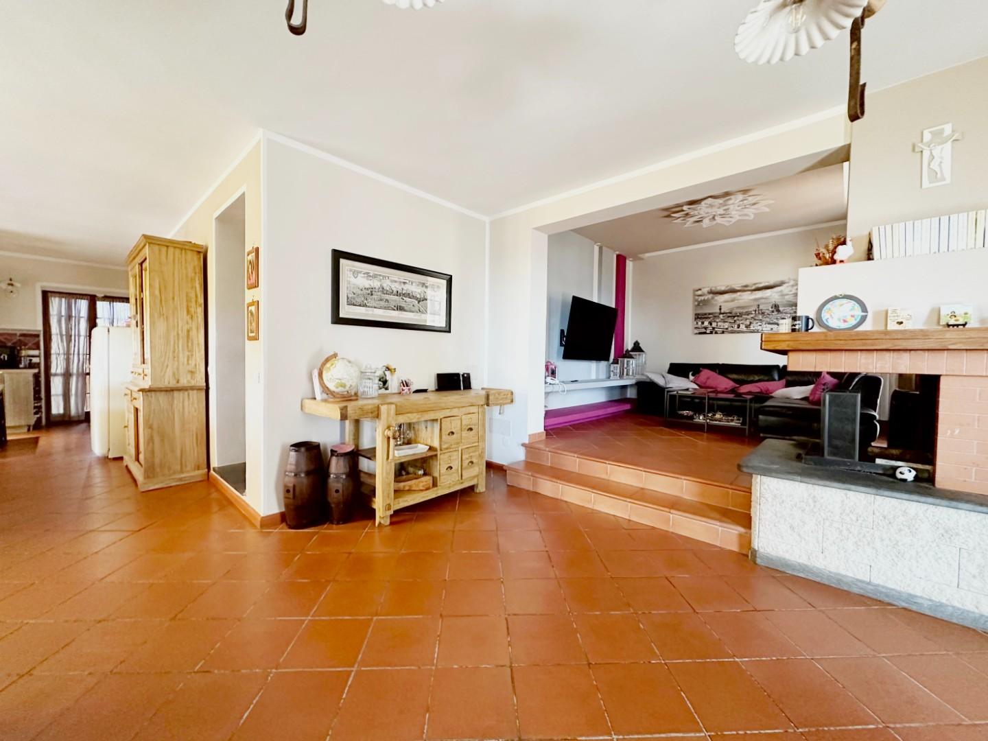 Casa indipendente con giardino, Marliana femminamorta