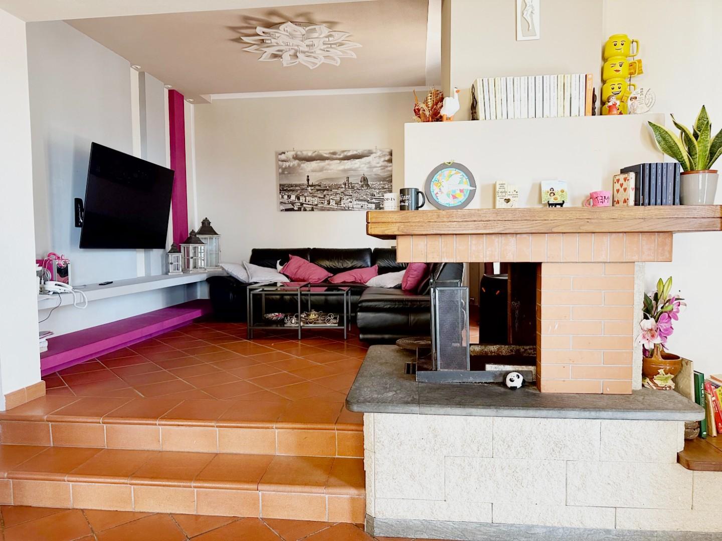 Casa indipendente con giardino, Marliana femminamorta
