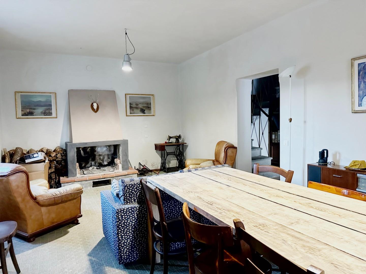 Casa indipendente con terrazzo, Bagni di Lucca casabasciana
