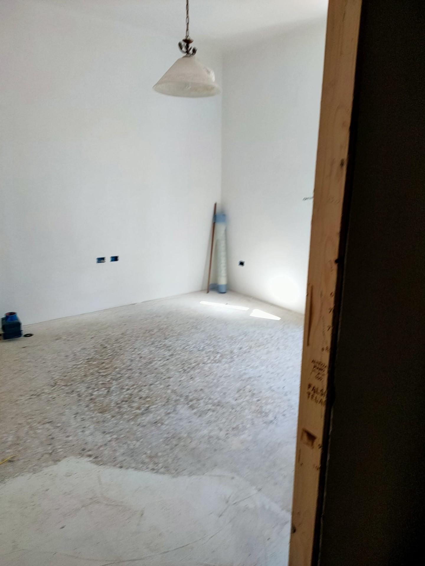 Trilocale ristrutturato, Pisa san giusto